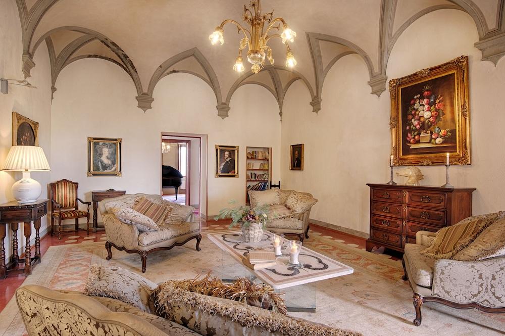 Sabolini Hotel